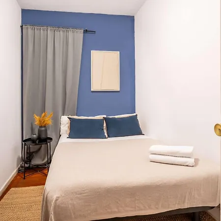 Next To Sagrada Familia 4-Bedroom Apartment Barcelona Exterior photo