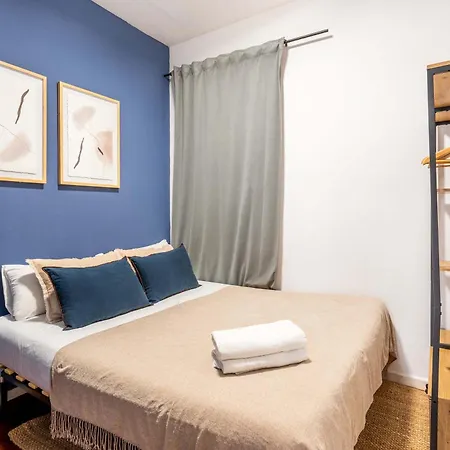 Next To Sagrada Familia 4-Bedroom Apartment Barcelona Exterior photo